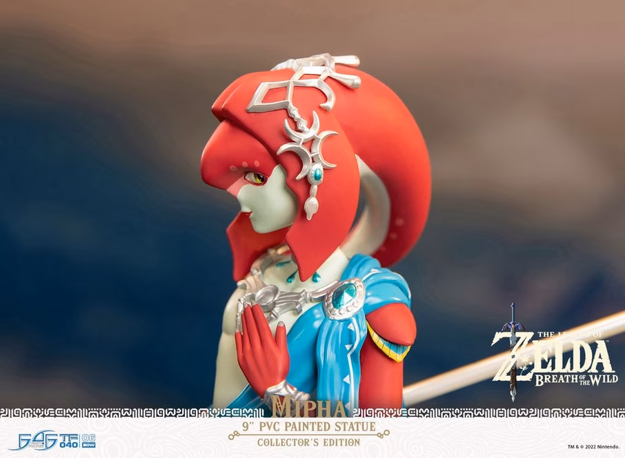 GameStop The Legend of Zelda: Breath of the Wild Collector's Edition Mipha PVC Statue
