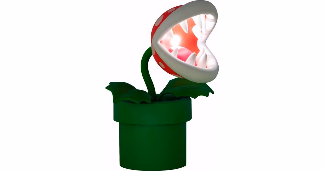 GameStop Super Mario Bros. Mini Piranha Plant 8.3-in Lamp