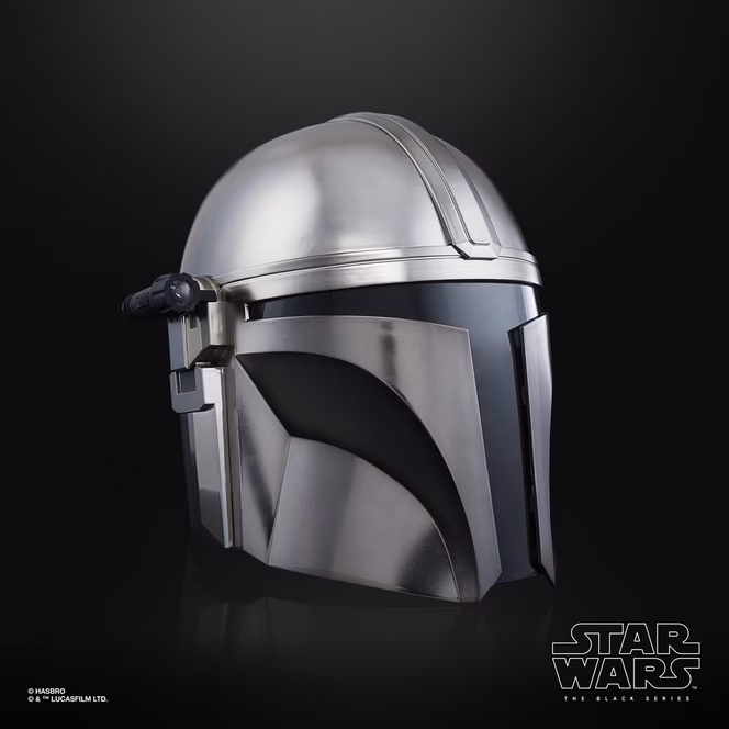 GameStop Hasbro Star Wars: The Black Series The Mandalorian Helmet