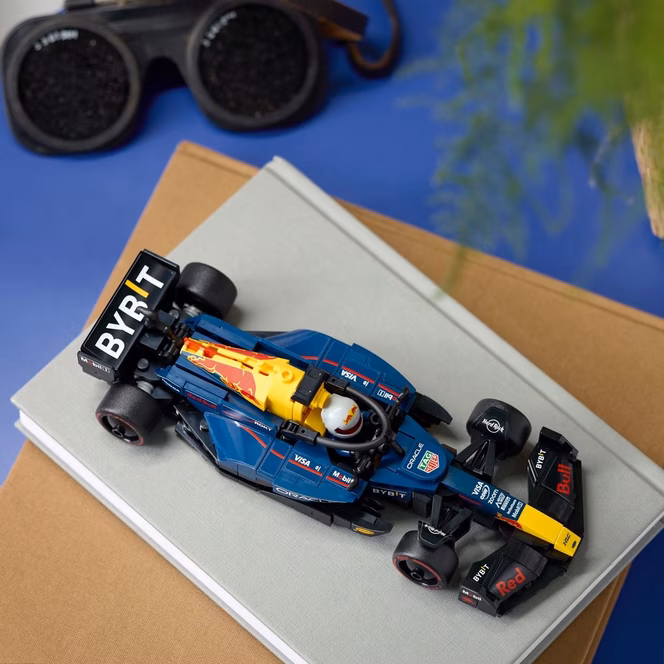 GameStop LEGO Speed Champions Oracle Red Bull Racing RB20 F1 Race Car Model Set 77243