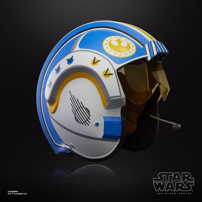 GameStop Hasbro Star Wars: The Mandalorian Carson Teva's Pilot Helmet
