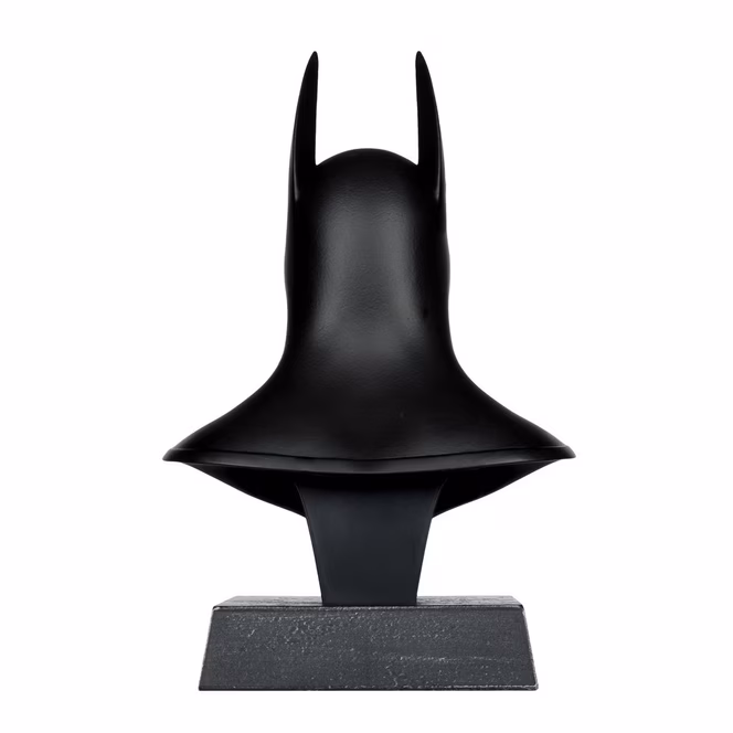 GameStop McFarlane Toys DC Direct Batman - Batman: Arkham Asylum 1:3 Scale Cowl Prop Replica