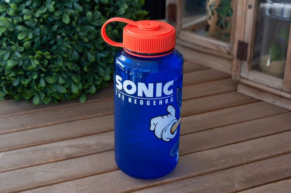 GameStop Sonic The Hedgehog 32oz Plastic Water Bottle