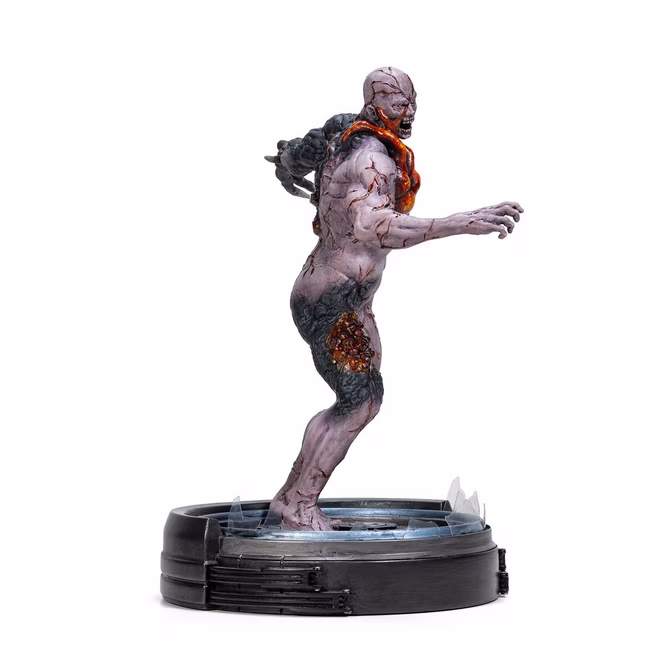 GameStop Numskull Resident Evil Tyrant T-002 11-in Statue