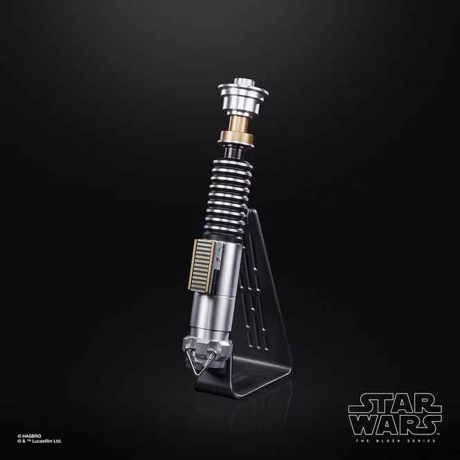 GameStop Hasbro Star Wars The Black Series Luke Skywalker Force FX Elite Lightsaber