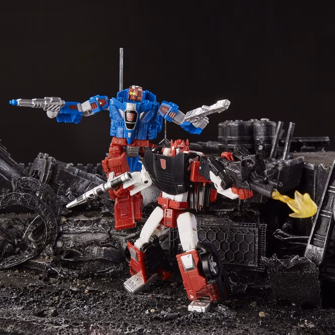 GameStop Hasbro Transformers Takara Tomy Siege War for Cybertron Trilogy WFC-S26 Autobot Alphastrike Counterforce Action Figure Set 3-Pack