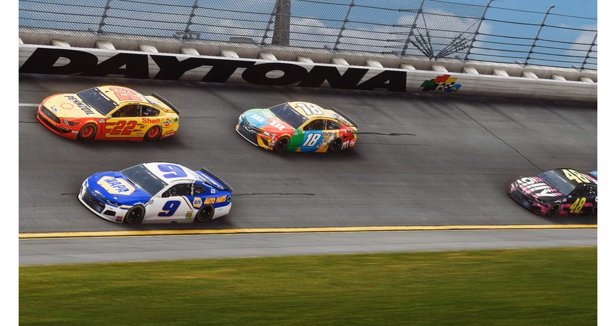 GameStop NASCAR Heat 5 - Xbox One