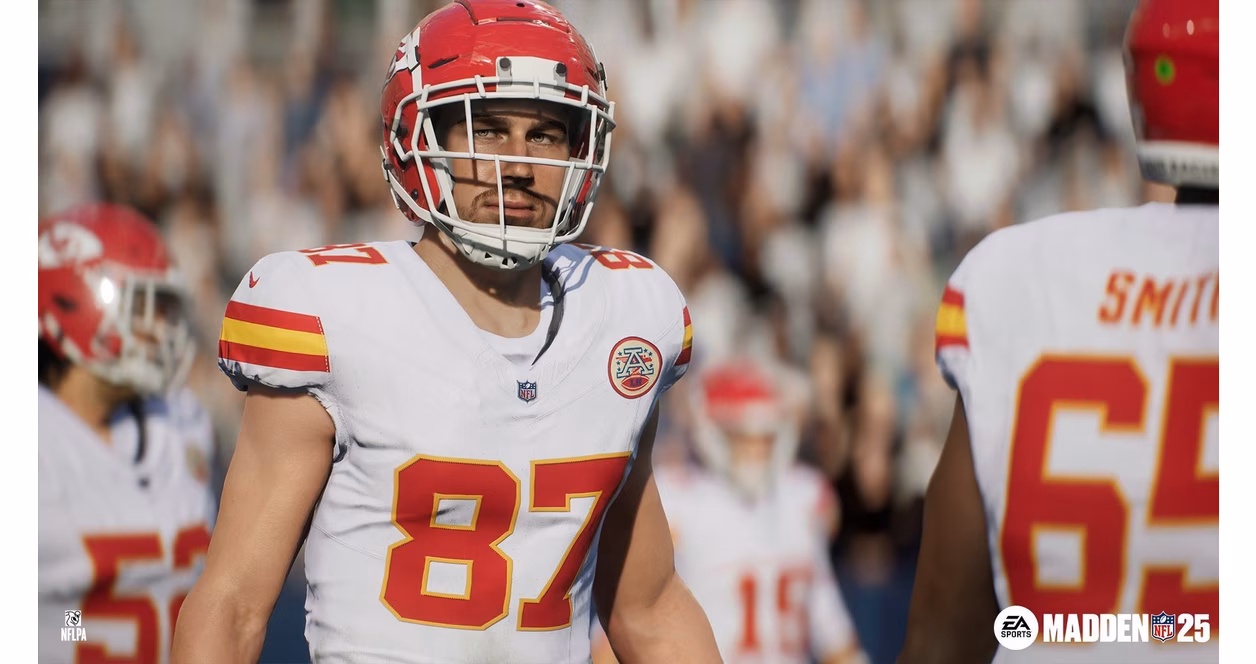 GameStop Madden NFL 25 - PlayStation 4