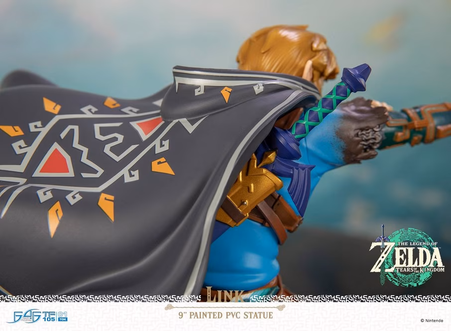 GameStop The Legend of Zelda: Tears of the Kingdom Link 9-in Statue