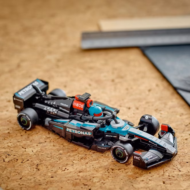 GameStop LEGO Speed Champions Mercedes-AMG F1 W15 Race Car Building Toy 77244