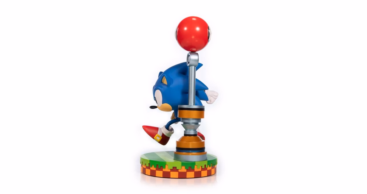 GameStop Dark Horse Comics Sonic the Hedgehog 11-in Statue