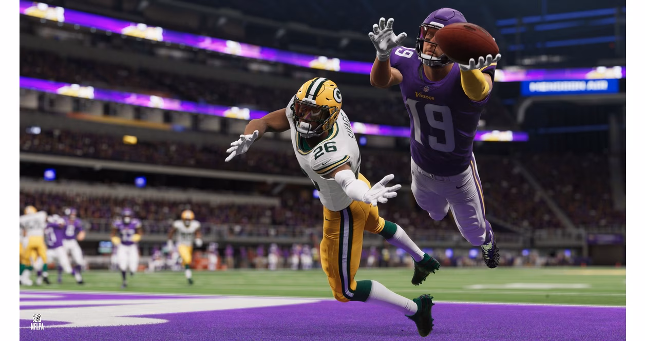 GameStop Madden NFL 22 - Xbox One