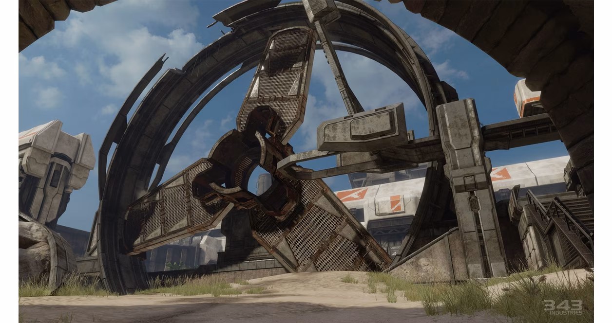 GameStop Halo: The Master Chief Collection - Xbox One