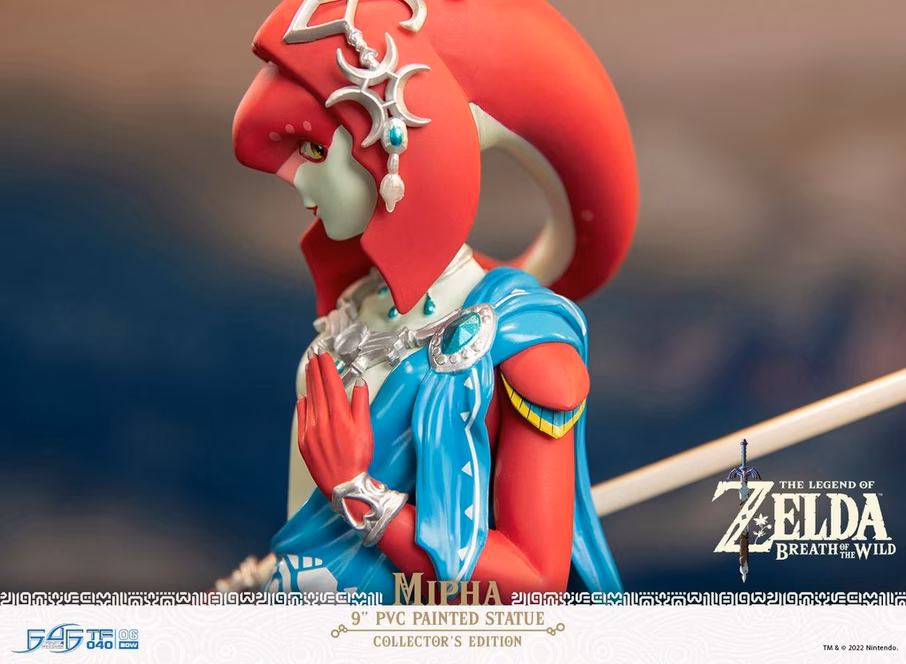 GameStop The Legend of Zelda: Breath of the Wild Collector's Edition Mipha PVC Statue