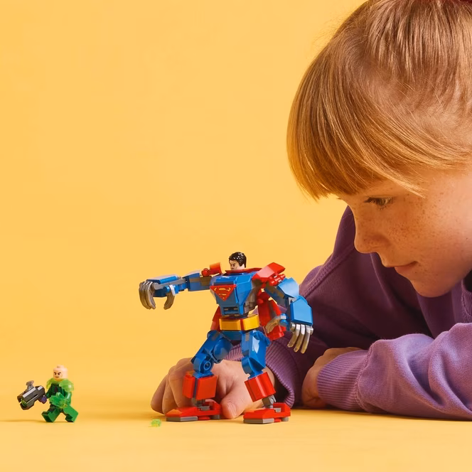 GameStop LEGO Super Heroes DC Superman Mech vs. Lex Luthor Building Toy 76302