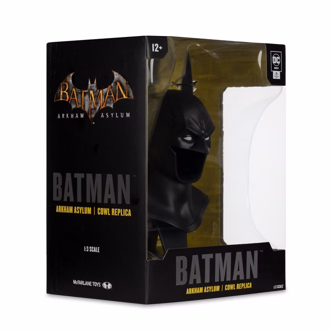 GameStop McFarlane Toys DC Direct Batman - Batman: Arkham Asylum 1:3 Scale Cowl Prop Replica
