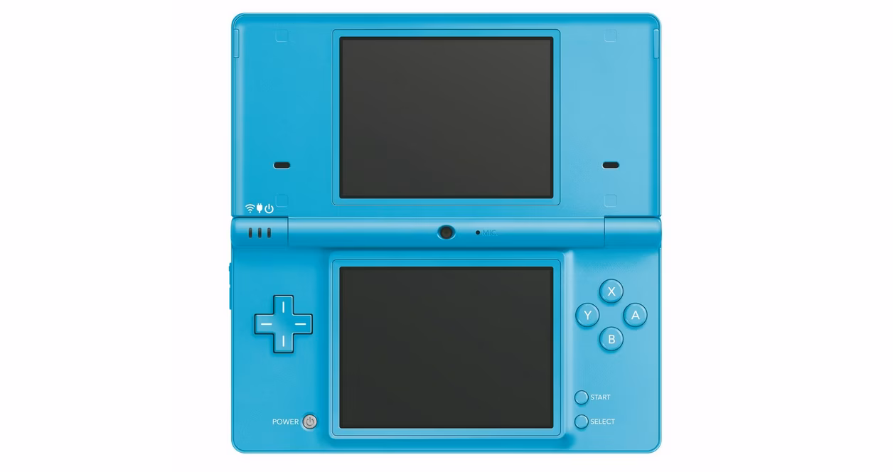 GameStop Nintendo DSi - Ice Blue