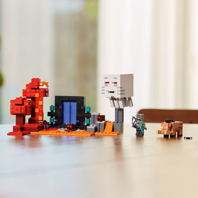 GameStop LEGO Minecraft The Nether Portal Ambush Building Set 21255