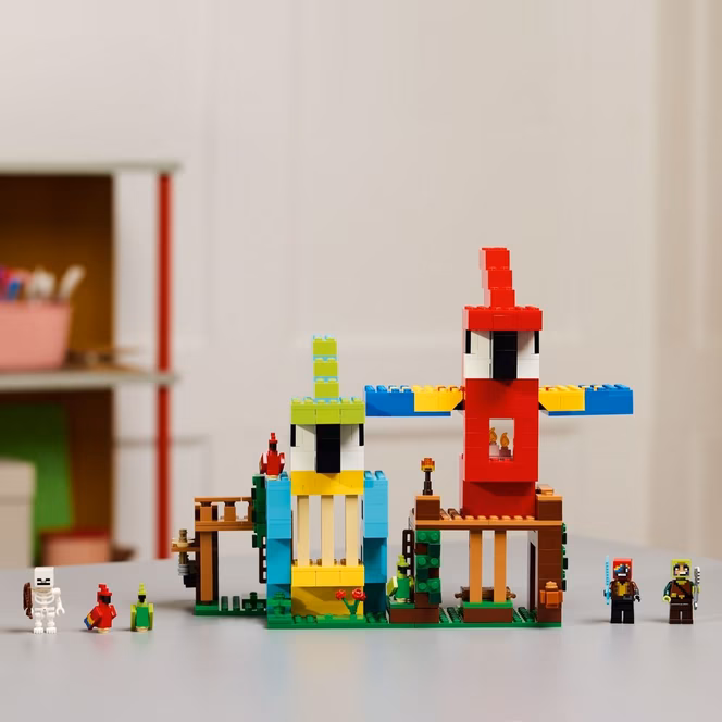 GameStop LEGO Minecraft The Parrot Houses Building Set 21282