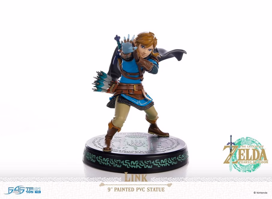 GameStop The Legend of Zelda: Tears of the Kingdom Link 9-in Statue