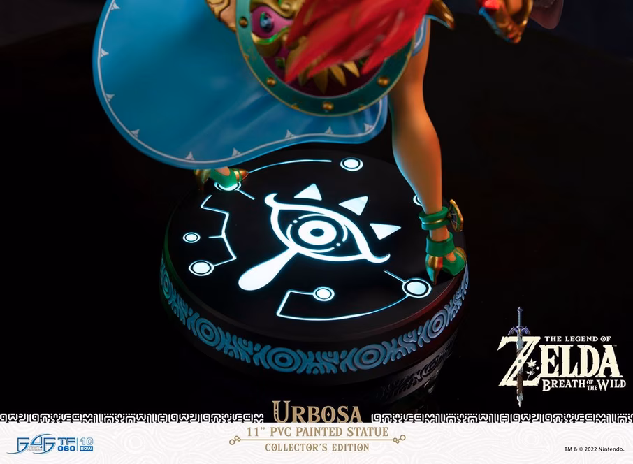 GameStop The Legend of Zelda: Breath of the Wild Collector's Edition Urbosa PVC Statue