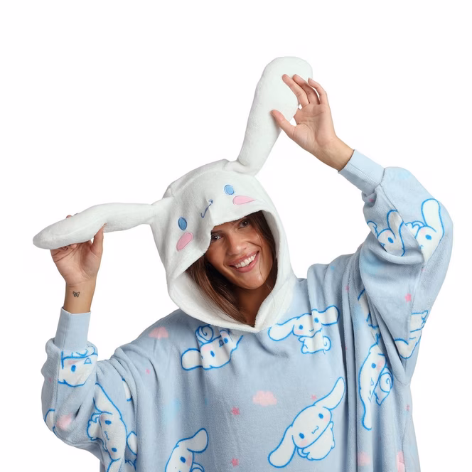 GameStop Sanrio Cinnamoroll Fuzzy Oversized Blanket Unisex Hoodie GameStop Exclusive