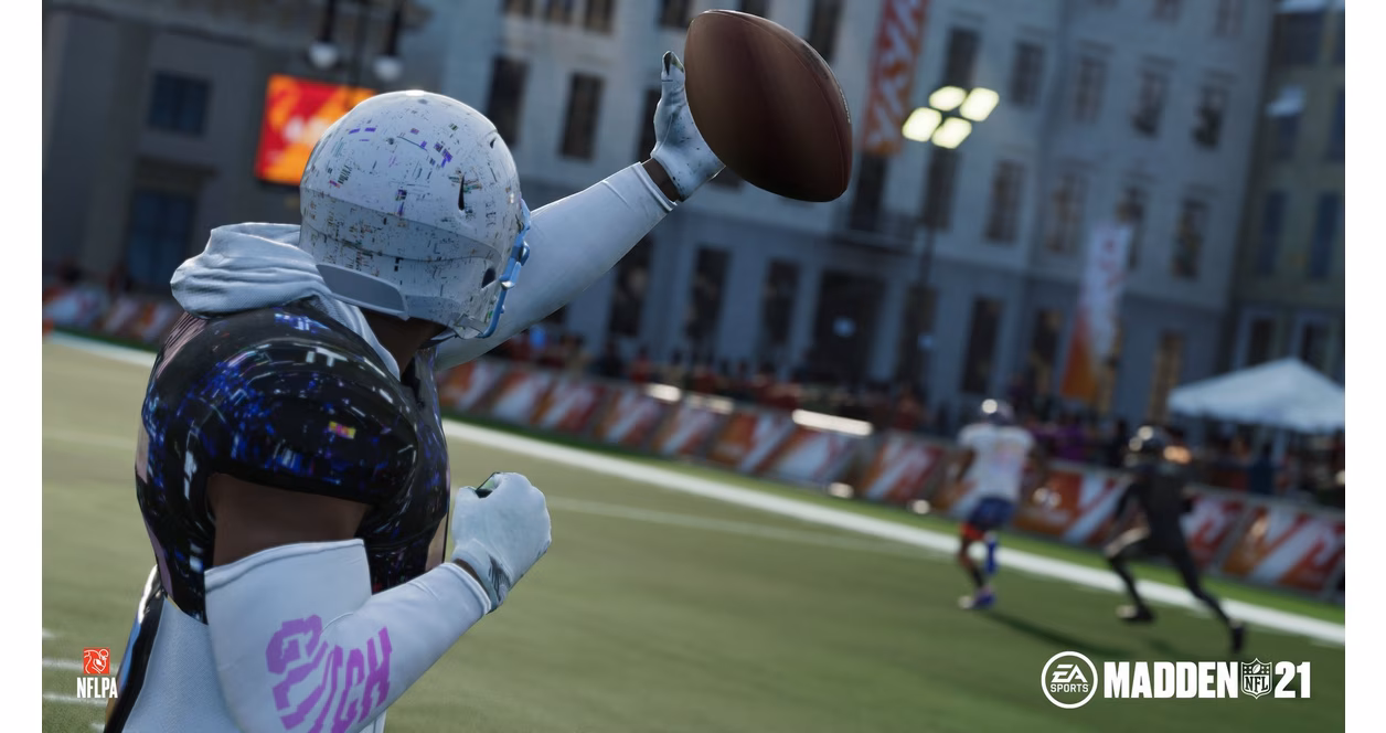 GameStop Madden NFL 21 - Xbox One