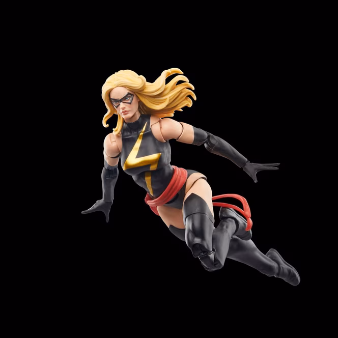 GameStop Marvel Legends Marvel Comics 85th Anniversary Warbird 6-in Action Figure