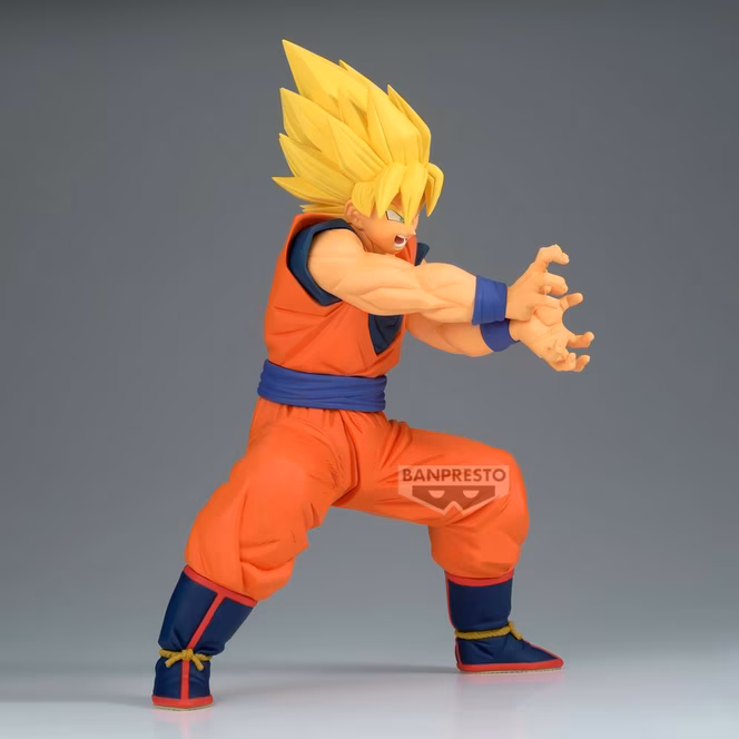 GameStop Banpresto Dragon Ball Z Grandista Son Goku 9.8-in Statue