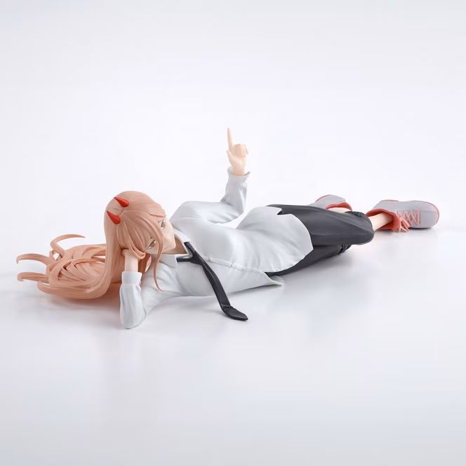 GameStop Banpresto Chainsaw Man Power 8.7-in Statue