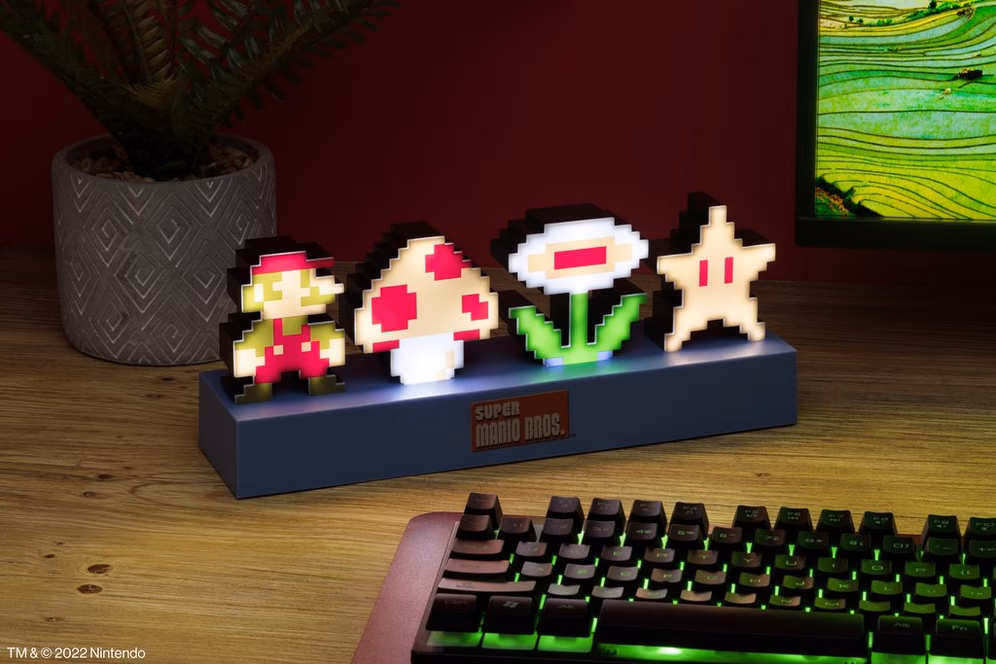GameStop Super Mario Icons 11.8-in Light