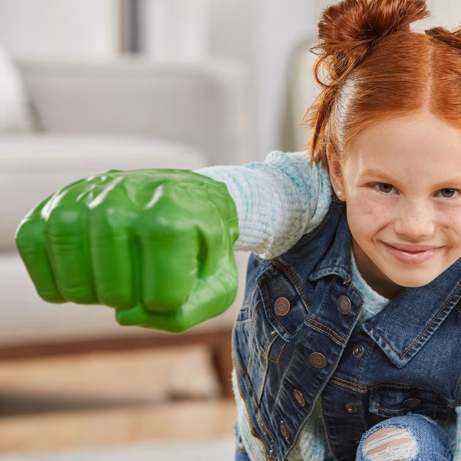 GameStop Hasbro Marvel Avengers Captain America Green Hulk Gamma Smash Fist Replica