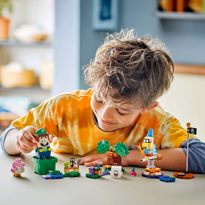 GameStop LEGO Super Mario Adventures with Interactive LEGO Luigi 71440