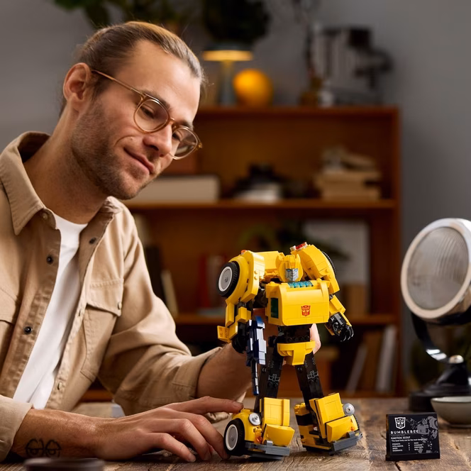 GameStop LEGO Icons Transformers Bumblebee Action Figure Building Set 10338