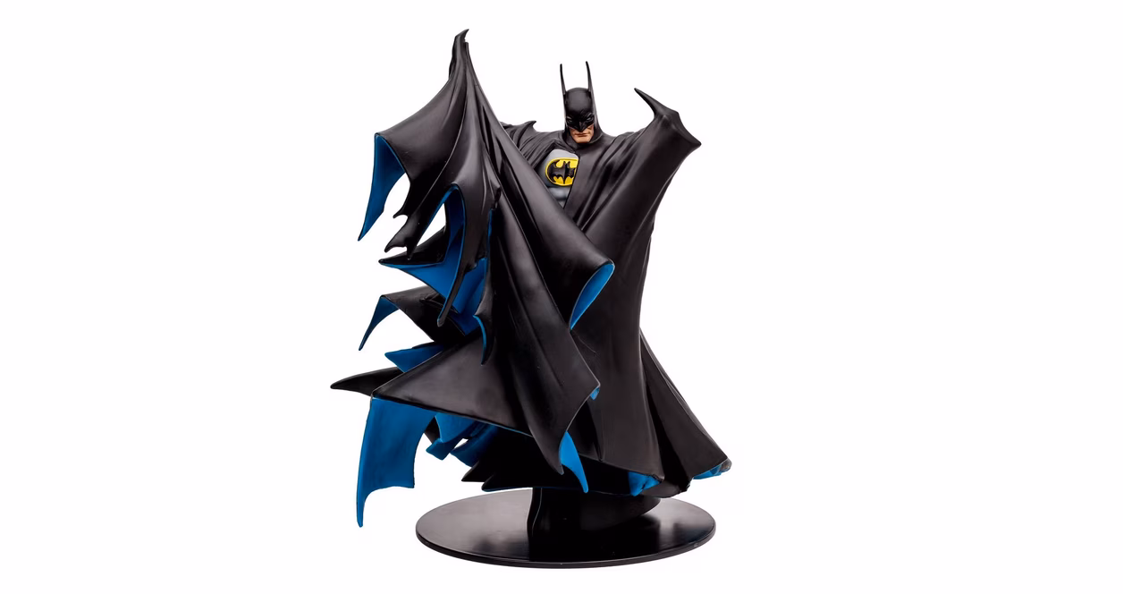 GameStop McFarlane Toys DC Direct Batman (Issue 423) 12-in Statue