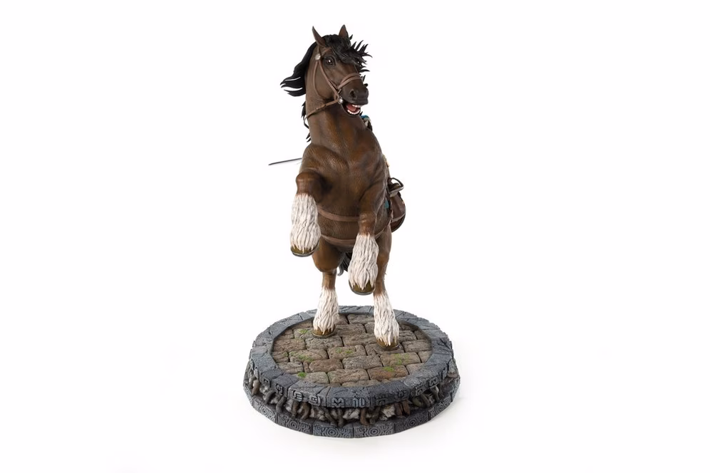 GameStop The Legend of Zelda: Breath of The Wild Link On Horseback (Standard Edition) Statue