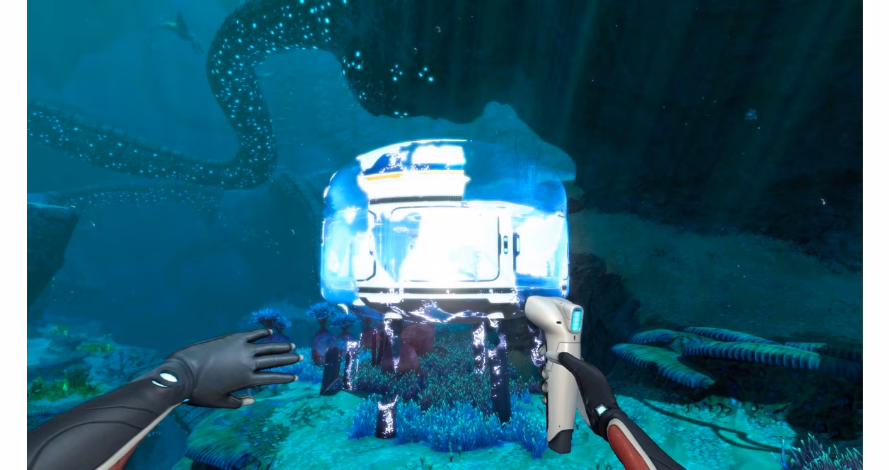 GameStop Subnautica: Below Zero - Xbox Series X, Xbox One