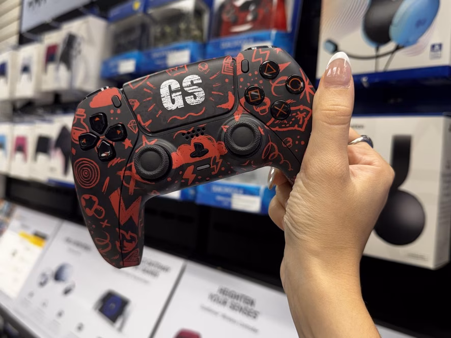 GameStop Sony DualSense Wireless Controller for PlayStation 5 - GameStop Logo (GameStop Exclusive Design)