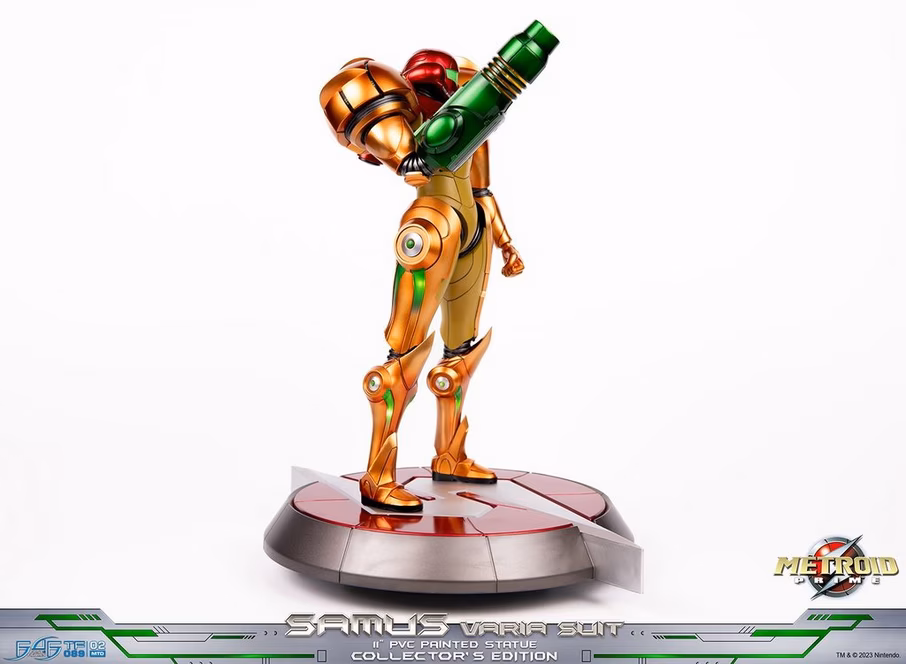 GameStop Metroid Prime Samus Varia Suit (Collector's Edition) Statue