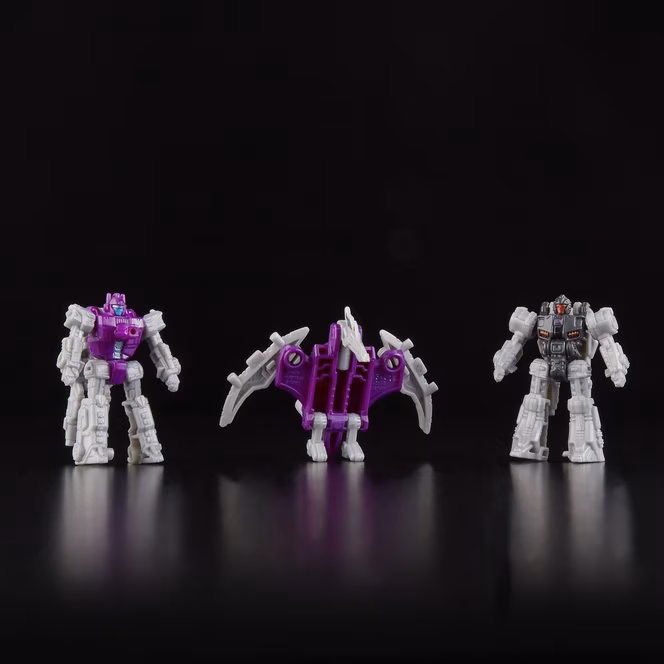 GameStop Hasbro Transformers Takara Tomy Siege War for Cybertron Trilogy WFC-S27 Decepticon Phatomstrike squadron action figure set 4-pack