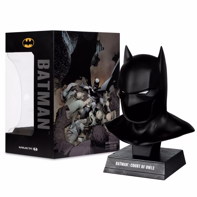 GameStop McFarlane Toys DC Direct Batman - Batman: Cowl (Court Of Owls) 1:3 Scale Cowl Prop Replica