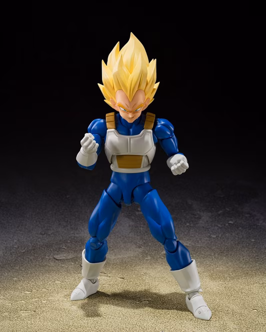 GameStop Bandai Dragon Ball Z Tamashii Nations S.H.Figuarts Super Saiyan Vegeta (Dangerous Pride) Figure
