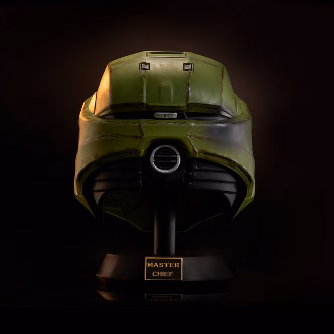 GameStop Halo Realistic Master Chief Deluxe Helmet with Stand with LED Lights