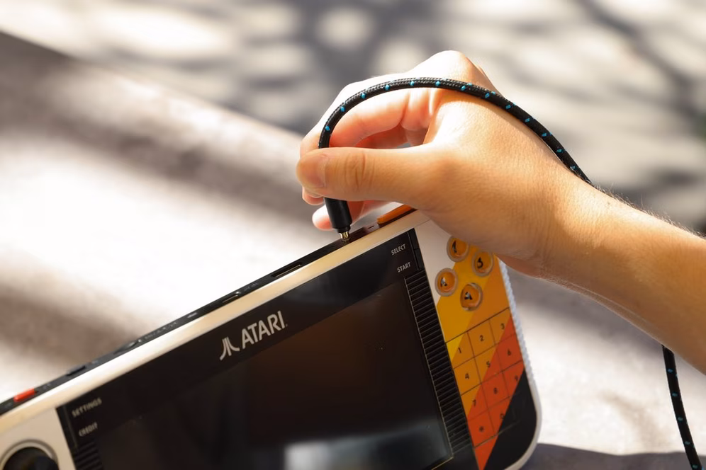 GameStop Atari Gamestation Go: Over 200 Preloaded Games including Pac-Man and Atari Recharged Titles