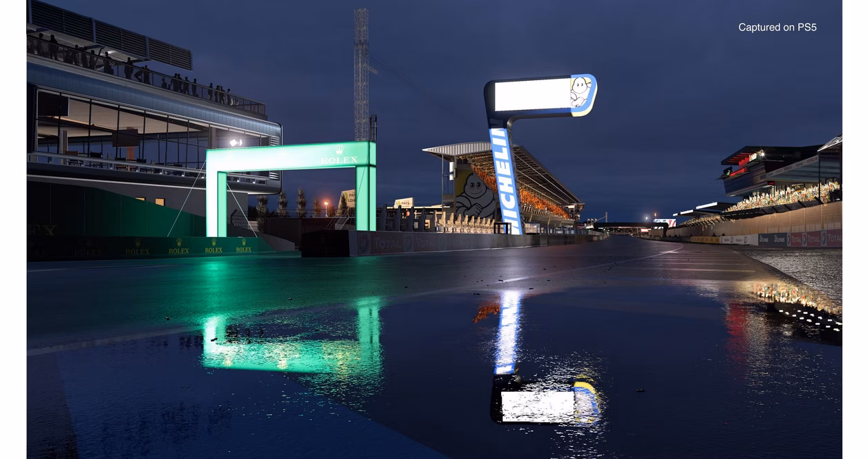 GameStop Gran Turismo 7 - PlayStation 4